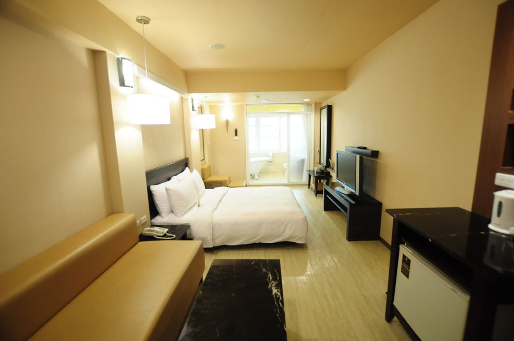 Kindness Hotel Shinkuchan Cao Hùng Ngoại thất bức ảnh