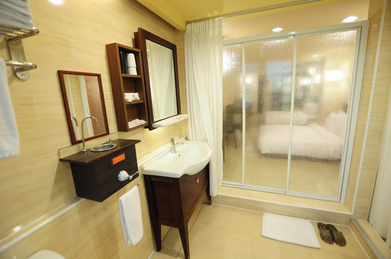 Kindness Hotel Shinkuchan Cao Hùng Ngoại thất bức ảnh